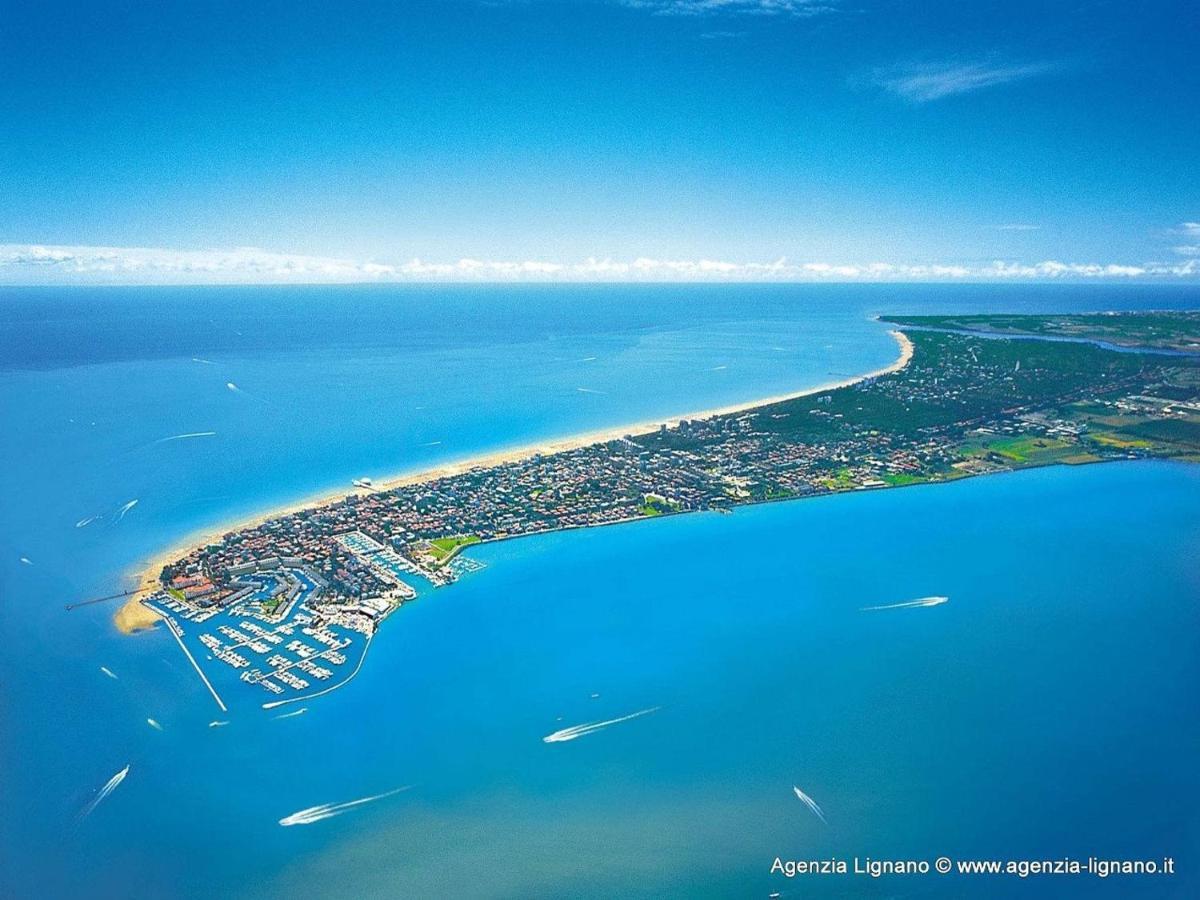 Lignano Sabbiadoro With Pool Apartment Exterior foto
